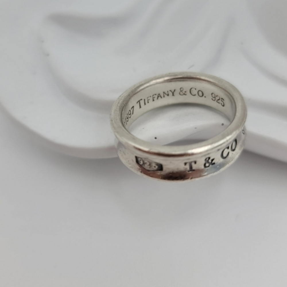 Iconic Tiffany Ring
